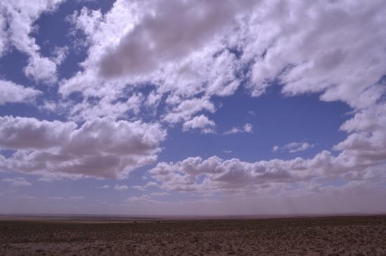 【画像】砂漠の風景を置いておきます_7.3786976294838E+19