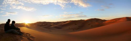 【画像】砂漠の風景を置いておきます_4.1538374868279E+34