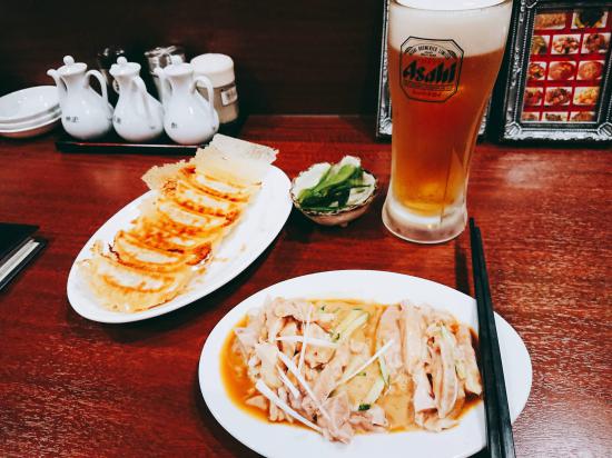 【朗報】ぼく、中華料理屋でビールをゴクリ_1